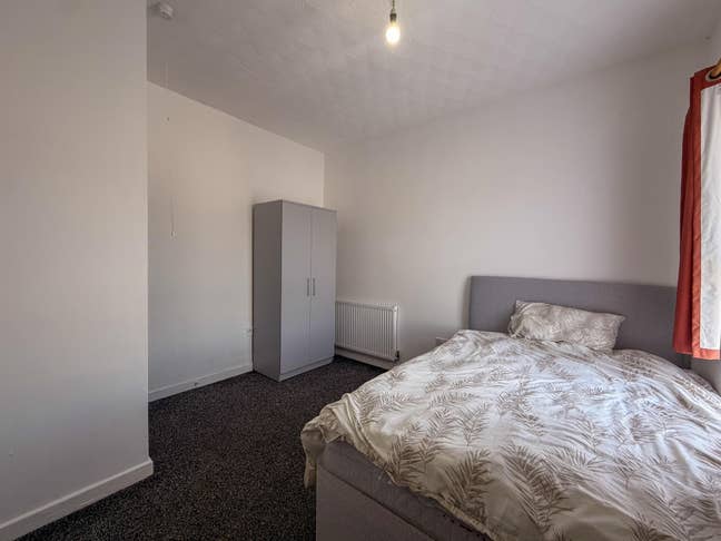 🏡 Luxury En-Suite Double Room | West Town, PE3 Main Photo