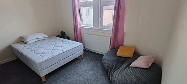 Double Room - All bills included Main Photo