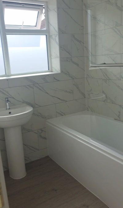New Milton,Double Room Available in 2 Bed Flat  Main Photo