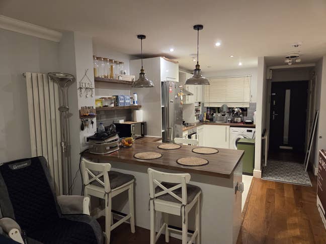 Spacious King Size Room for rent SE28, Thamesmead Main Photo