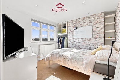 Double Room + Bathroom for Rent Main Photo