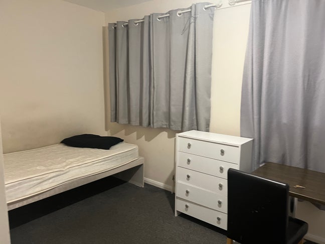 Double Room to rent  Main Photo
