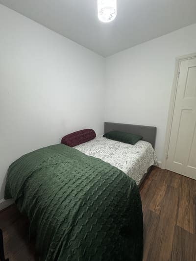 Single room near Hounslow Central tube station  Main Photo