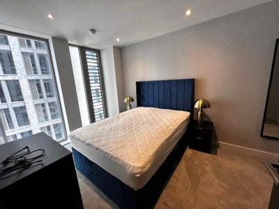 En-suite double room | Manchester City Centre Main Photo