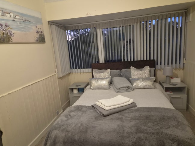 Furnished Dbl room near Birmingham airport Main Photo
