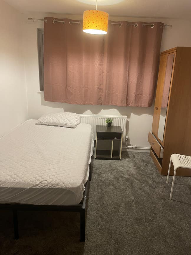 A double room and single room for rent  Main Photo