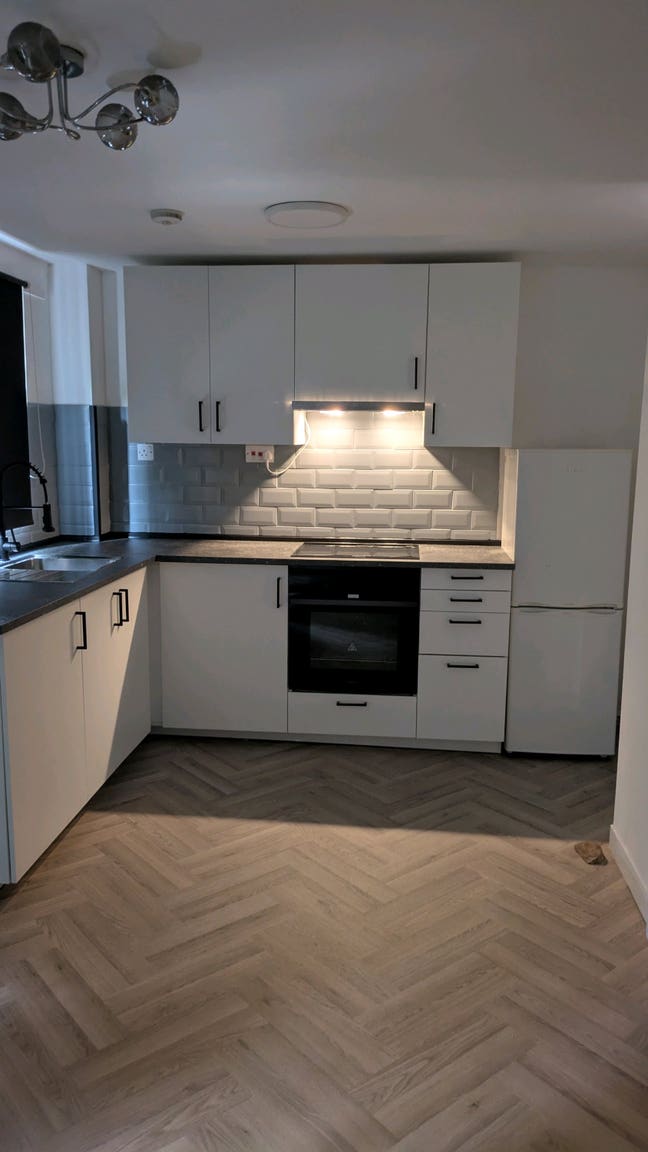 Newly renovated 1 bed ground floor flat  Main Photo