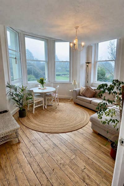Bright double room opposite Preston park 🌞 🌳  Main Photo