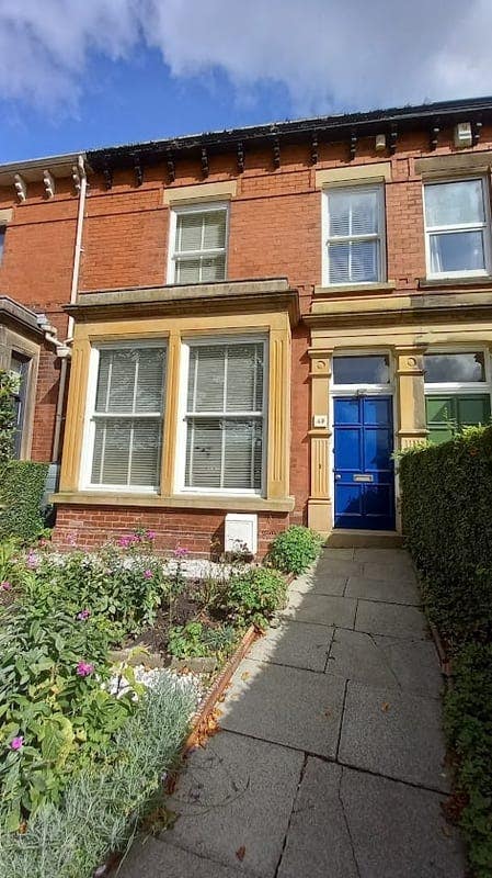 Stunning rooms in central Preston Main Photo