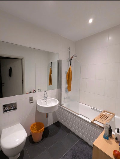Lovely flat in City Centre Main Photo