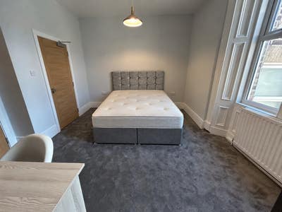 Brand-New Student En-Suite Rooms – All Bills INC Main Photo