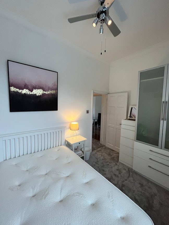 Double room in Crystal Palace Main Photo