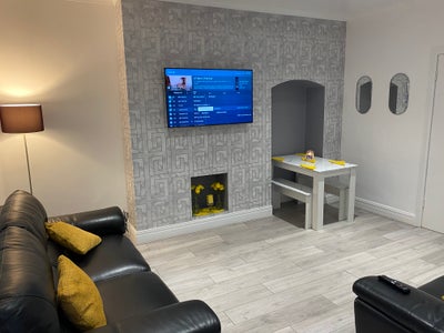 Contractor/Student 3 bed Property-all inclusive Main Photo