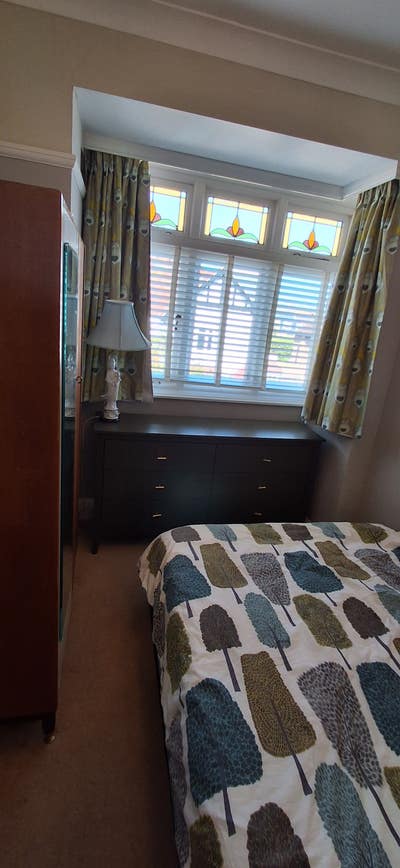  Light Filled Furnished Room in West Norwood  Main Photo
