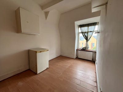 Room Main Photo