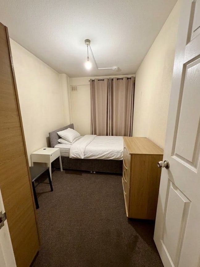 Furnished Rooms 5 mins from Mile End Station E3  Main Photo