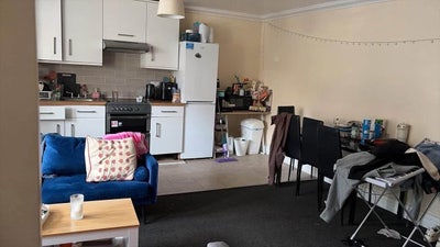 Room for Rent ASAP Main Photo