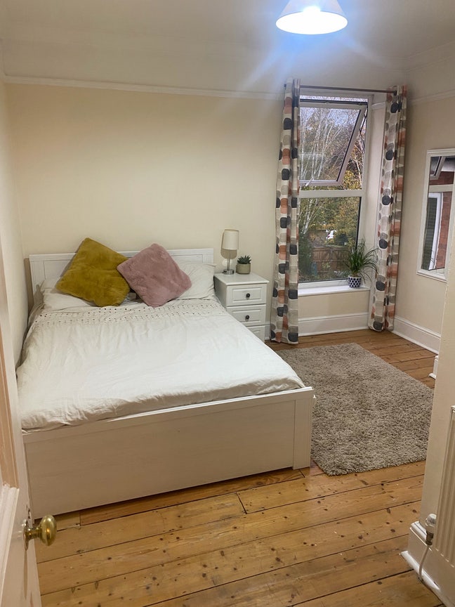 Housemate wanted!  Best location in Andover ! Main Photo