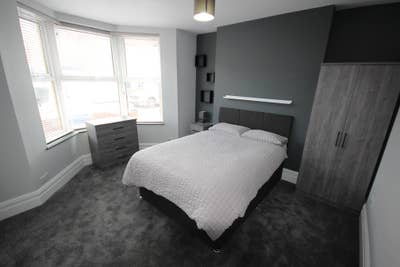 Undergoing Full Renovation - Rooms to Let Main Photo
