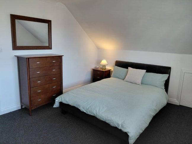 A fantastic large room, Blandford Rd, Poole Main Photo