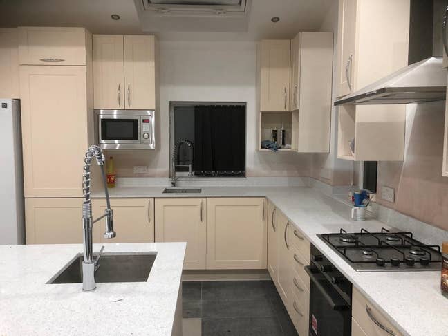 Ensuite Room Avail All Bills Inc-Whalley Range-M16 Main Photo