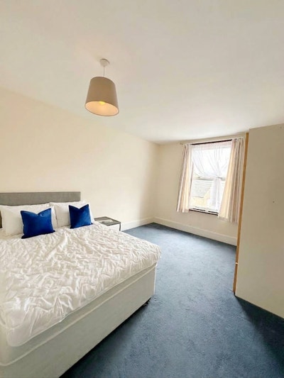 Massive Room in Peaceful Balham | Clapham Main Photo