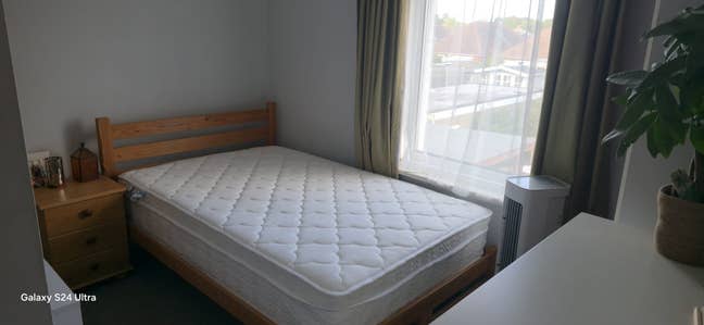 A Spacious double room for rent in BH9 2SH Main Photo