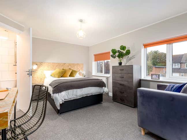 Ensuite Rooms Available 🏡 Barnes Road Main Photo