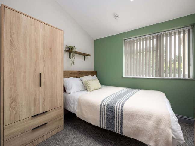 Ensuite Rooms Available 🏡 Cornwallis Close Main Photo