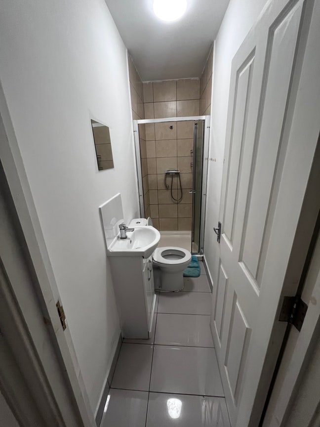 Double room for couple or 2 singles Main Photo
