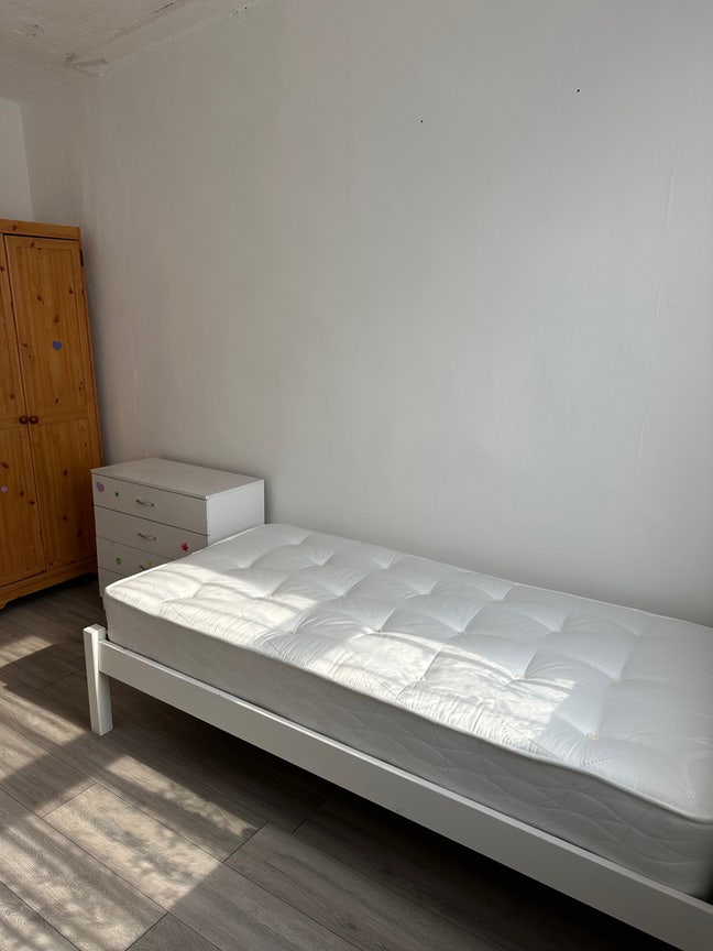 Room to let in Hatfield  Main Photo