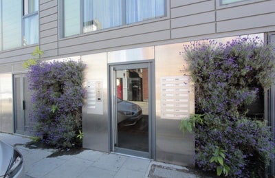 Double Room in Modern Flat - Limehouse Main Photo