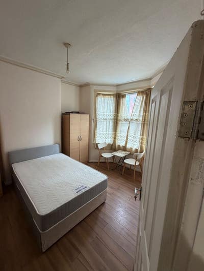 🔑 Fully Furnished Double Room | &pound;780 PCM(NW10) Main Photo