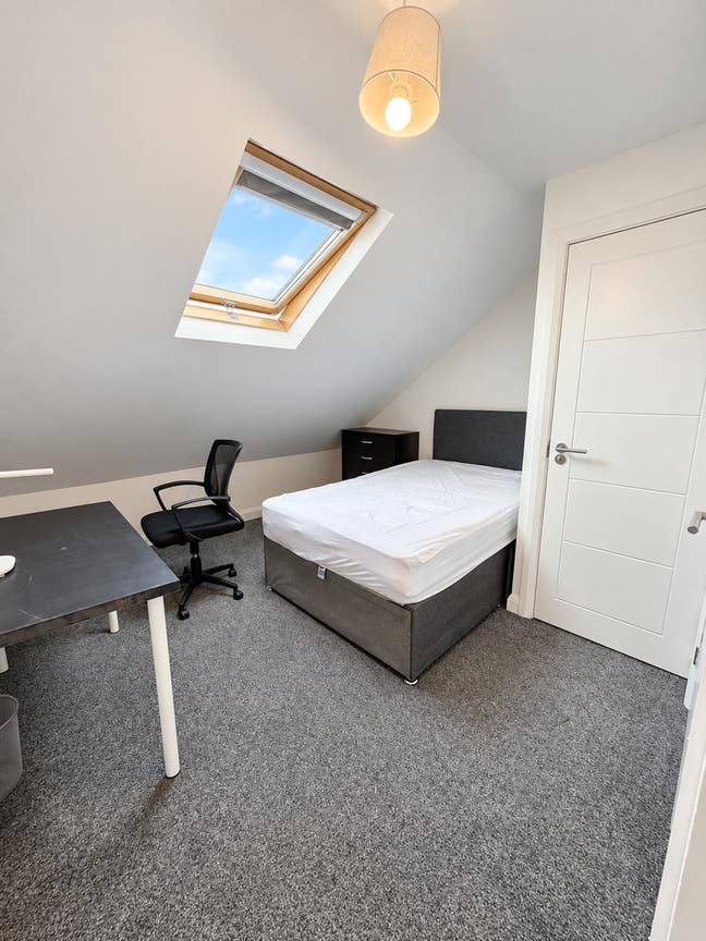 Double  Ensuite Room on Bramble Street  Main Photo