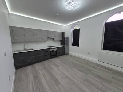 Brand new flat in Brixton - Suitable for all Main Photo