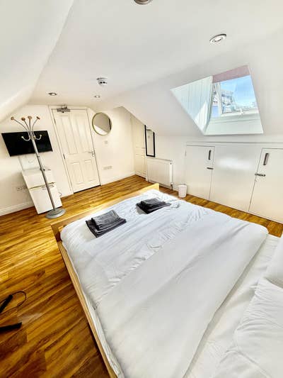 Ensuite rooms available on mill road Main Photo
