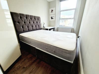 Beautiful 2 bedroom in Earls court Main Photo