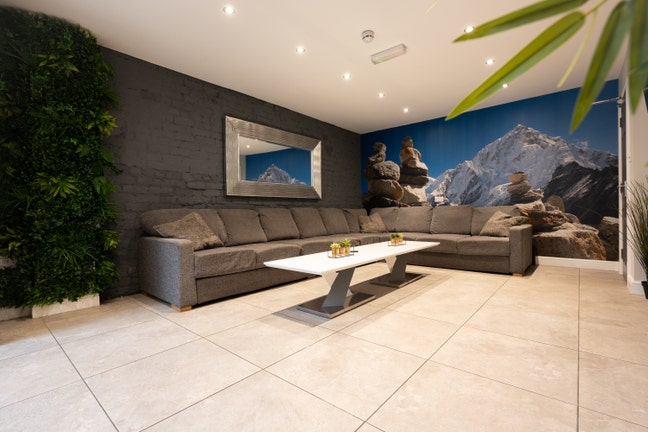 Premium Room in Fallowfield Centre Main Photo