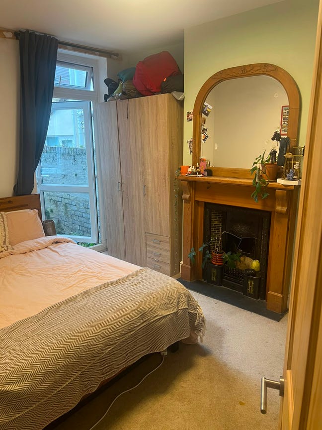 Bedminster cosy house :) Main Photo
