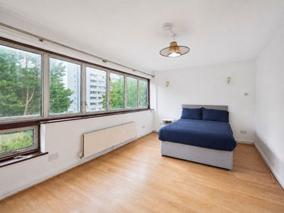Double and Master room - 15 Min to Mile End Main Photo
