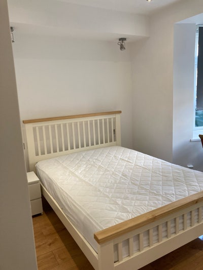 Double Room with En-Suite  Main Photo