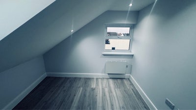 Single Room Main Photo