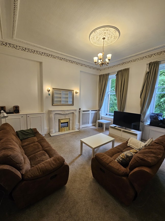 Double Room to rent - Glasgow West End Main Photo