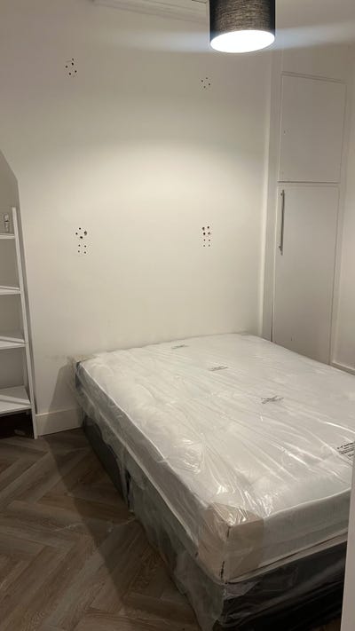 2 Doubles Limehouse No Deposit Universal Credit Al Main Photo