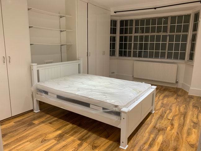 Luxury Superking Bedrooms Brixton Main Photo