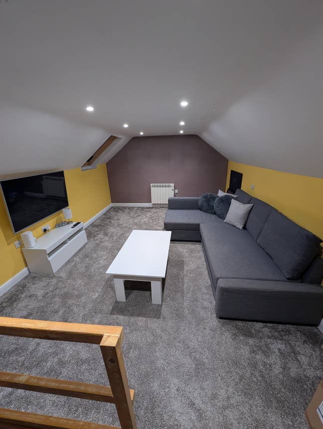 One double bedroom with  private lounge Main Photo