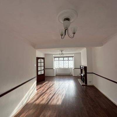 Three bedroom house to let  Main Photo