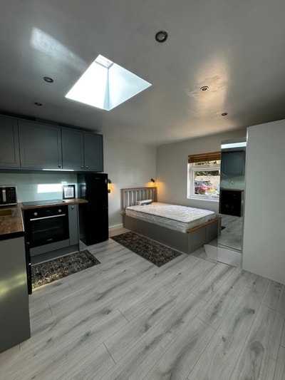 Self contained studio apartment  Main Photo