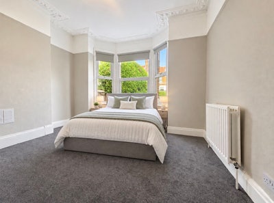 Good size double room inclusive of bills & WI-FI Main Photo