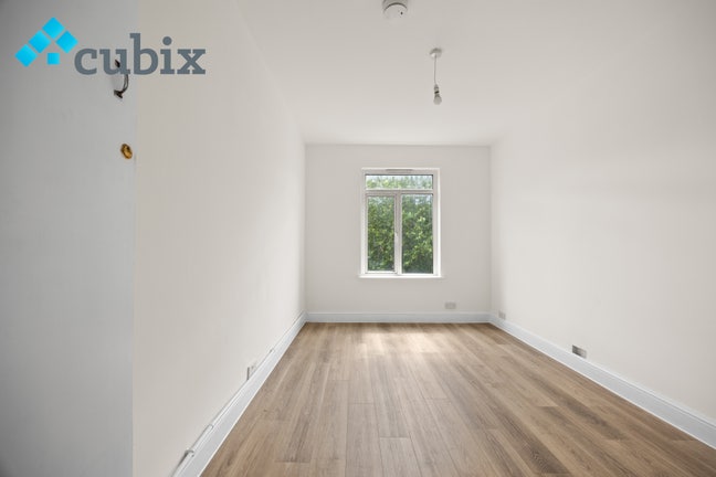 2 Bedroom Flat in SE1  Main Photo